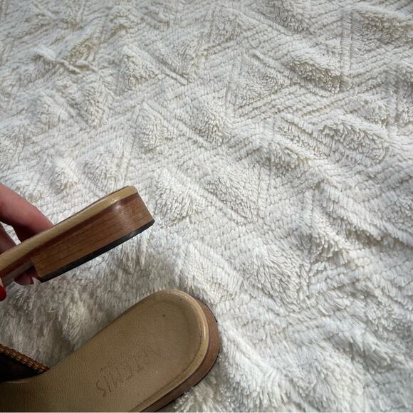 Artemis Design Co Kilim Slip-On Slide Sandals - Picture 8 of 9